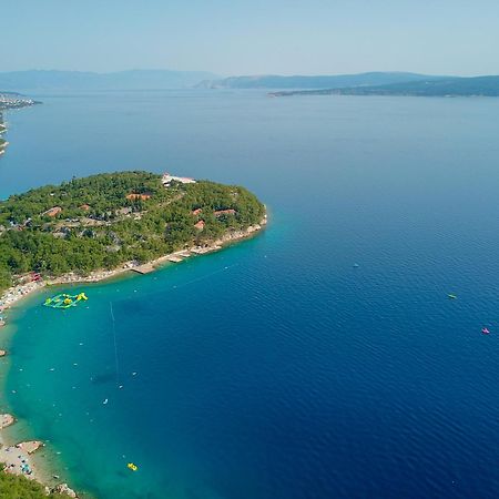 Holiday Homes Kacjak Dramalj Exteriör bild